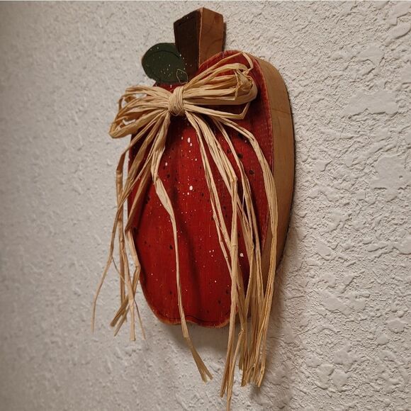 Wooden Apple Kitchen Wall Decor - Picture 4 of 7